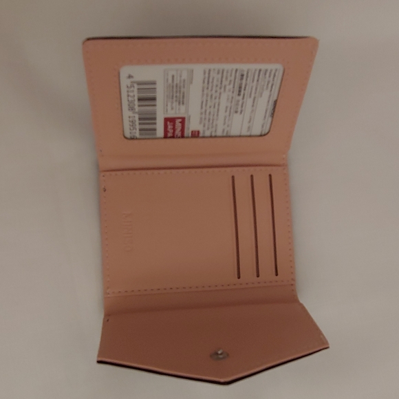 Womens wallet - Picture 3 of 3